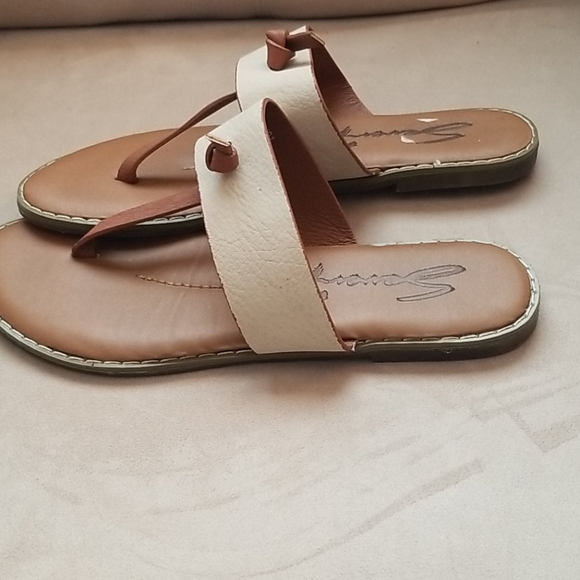 Seven7 Navo Toe Slit Sandal Size 7 - Picture 4 of 8